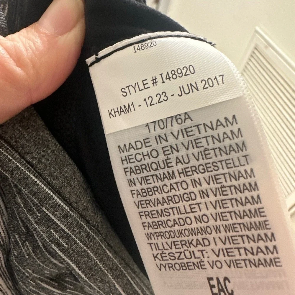 Marmot‎ | Women's Black Gray Athletic Workout Capri Cropped Leggings, Size L